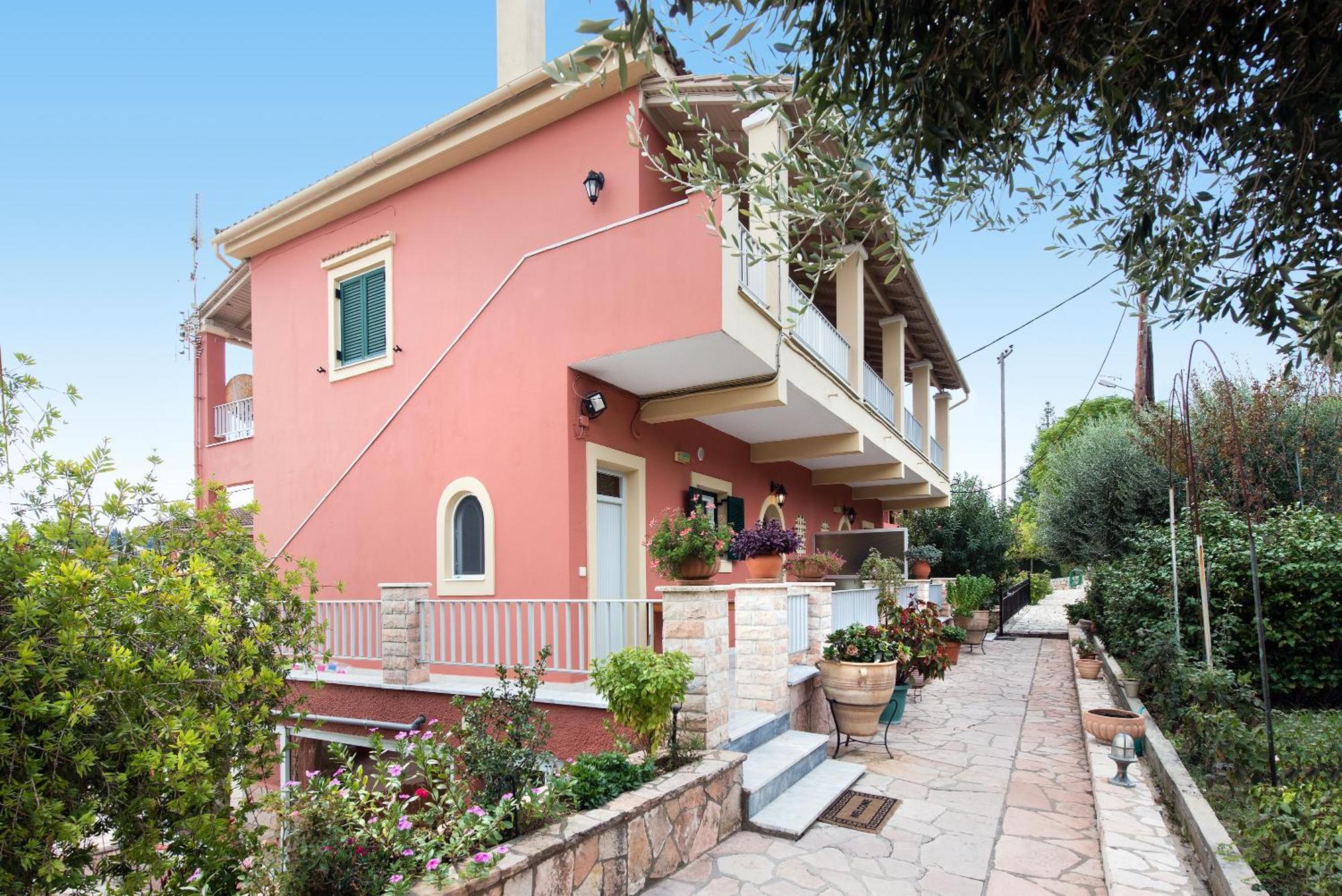 Marietta's By Konnect, Corfu Apartment