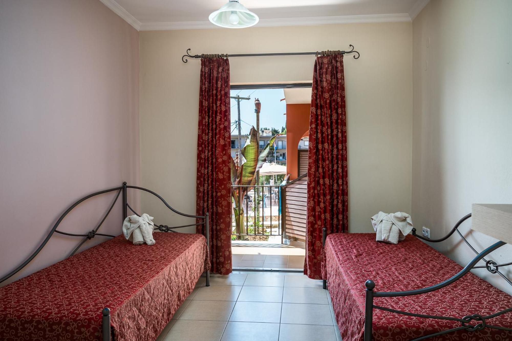 Marietta's By Konnect, Corfu Gouvia
